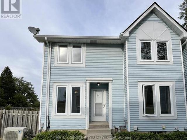 Unit C 3 Brantwood Park Road, Brantford, ON, N3P 1Y3 townhouse for sale | Listing ID X13460 | Royal LePage