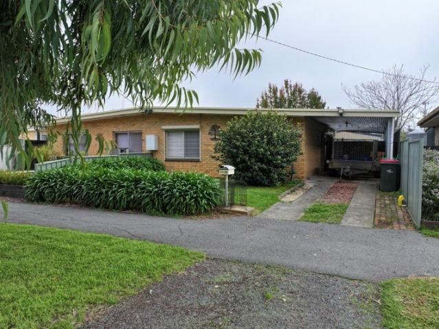 UNIT CLOSE TO ROCHESTER TOWN CENTER
