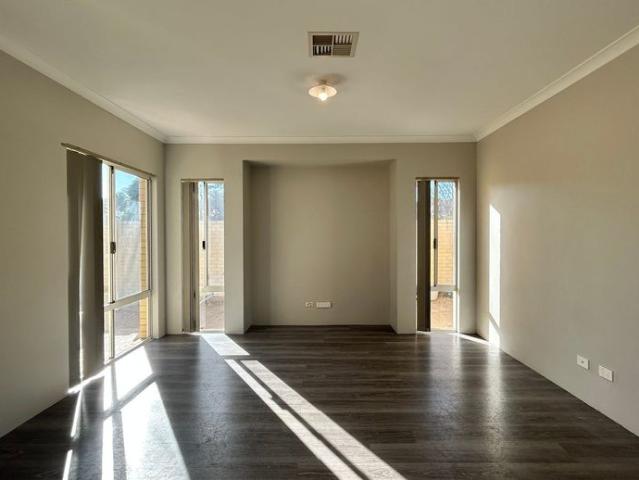 UNIT CLOSE TO THE BEACH