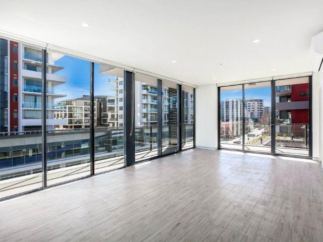 Unit For Lease 402/28 Burelli Street, Wollongong NSW 2500