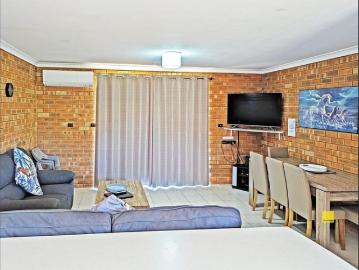 Unit for Long Term Rent in Leeman
