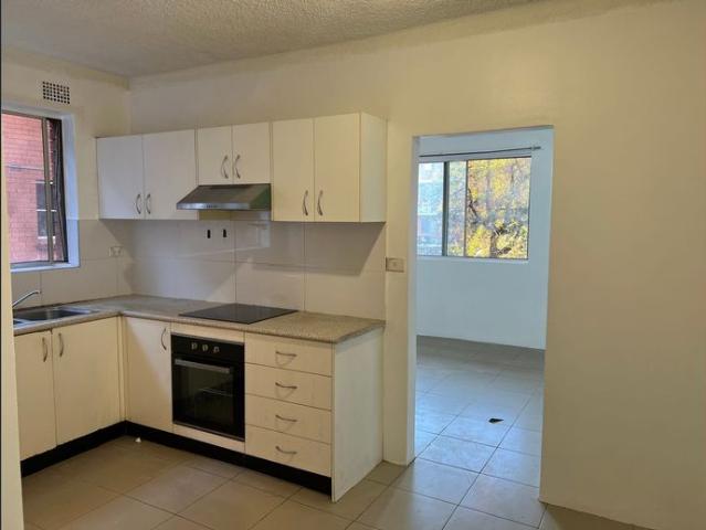 UNIT FOR RENT CABRAMATTA CBD