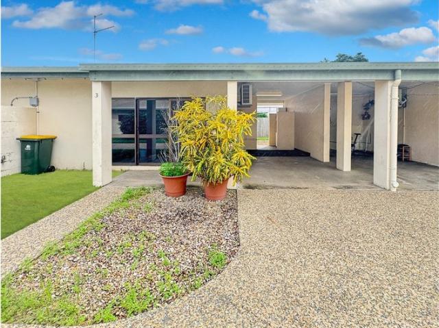 Unit In a Complex Located Close to Cairns CBD