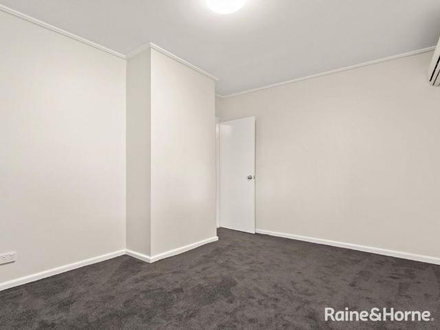 UNIT IN CBD Water & electricity included Available 20.7.26