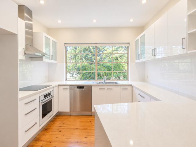 Unit in Como, Flat 2A Loretta Avenue