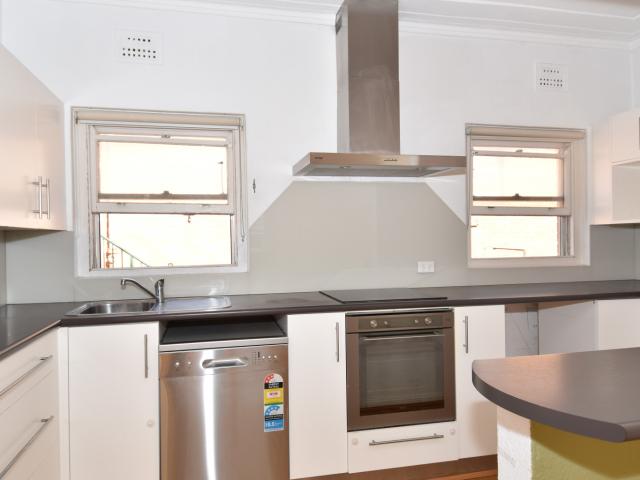 Unit in Cronulla, 5/1 Burke Road