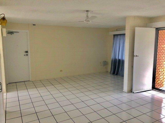 Unit in Prime North Ward Location
