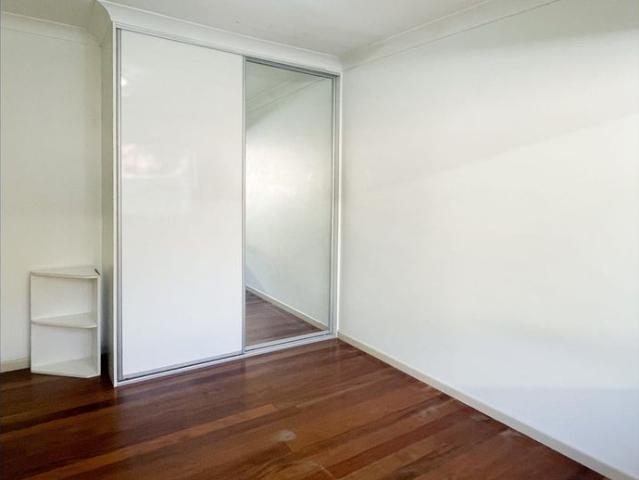 UNIT IN THE HEART OF COFFS