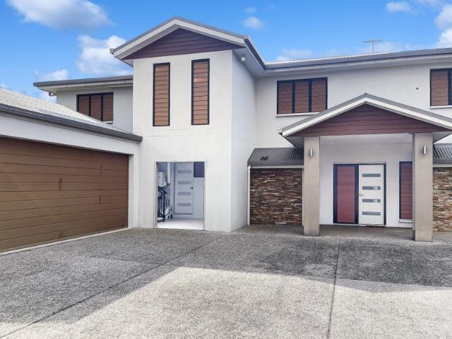 UNIT WITH ABSOLUTE BEACHFRONT AT AFFORDABLE RATE