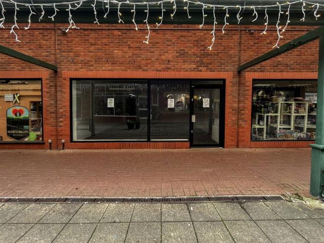 Unit 16 The Market Place, Blackwood NP12, Property to rent, £530 pcm | PrimeLocation