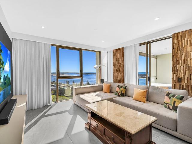 Unit 1703/50 Marine Parade