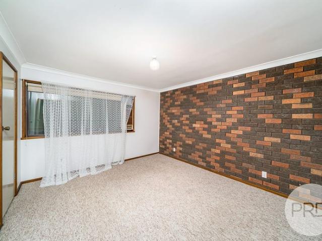 Unit 11/85 Ziegler Avenue. KOORINGAL NSW 2650