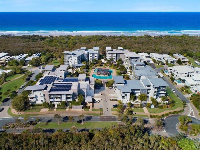 Unit 1301: Strictly 5 Month Executive Lease, Fully Furnished Luxury 1BR unit with Resort Amenities