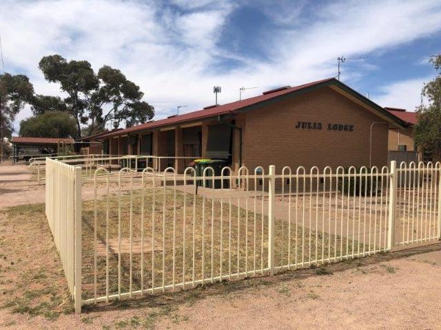 Unit 1 Julia Street Julia Lodge