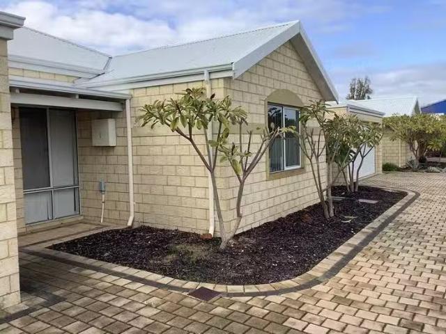 UNIT 2/5 Wass Street, Waroona, WA 6215