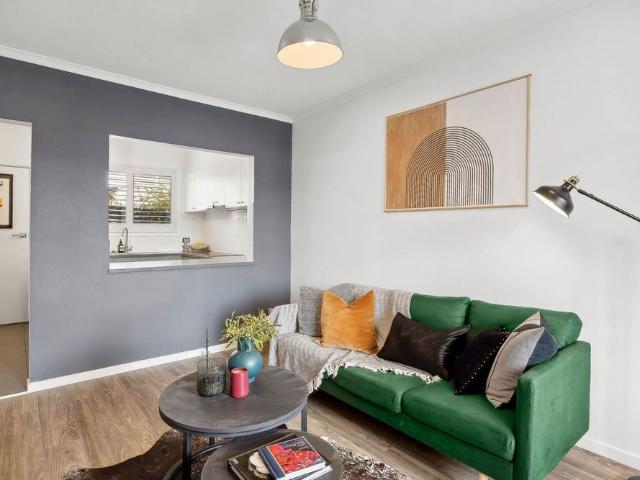 Unit 2/633 Bond Street, Golden Point