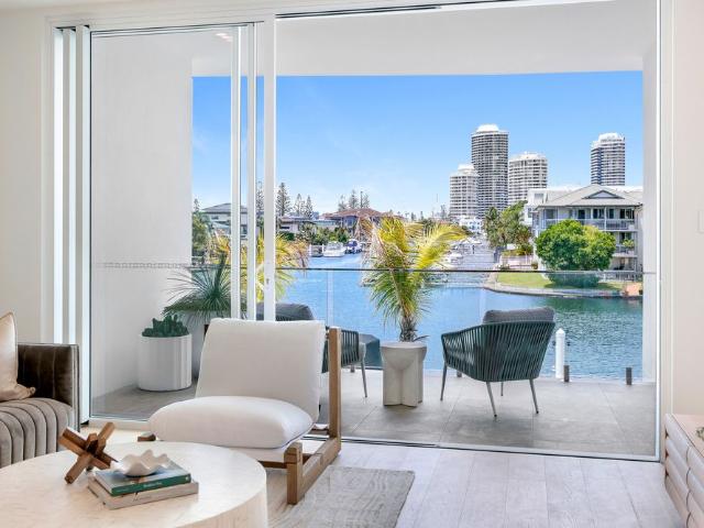 Unit 2/10 12 Jennifer Avenue