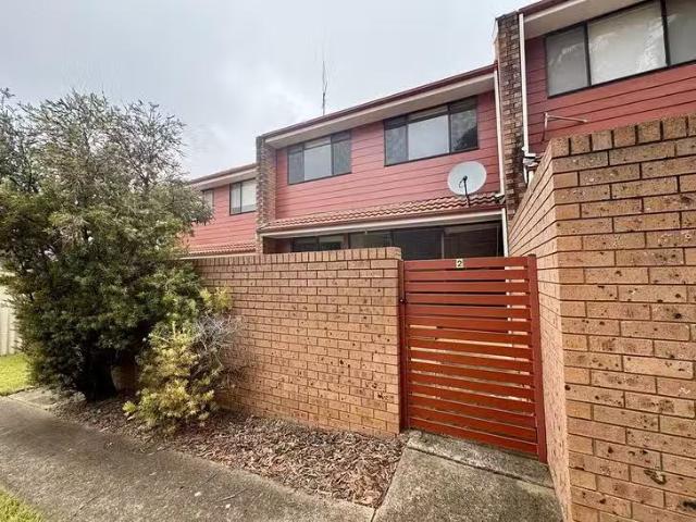 UNIT 2 Yuranigh Road, Molong, NSW 2866