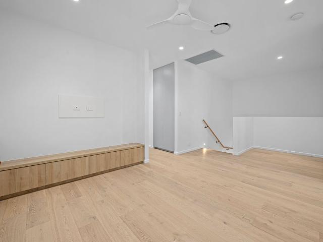 Unit 34/81 Salerno Street