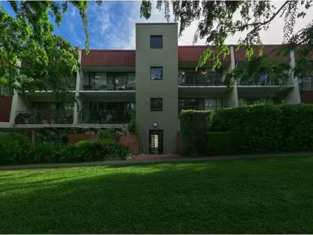 Unit 37/10 Ovens St, Griffith Apartment for rent Listed by Da.