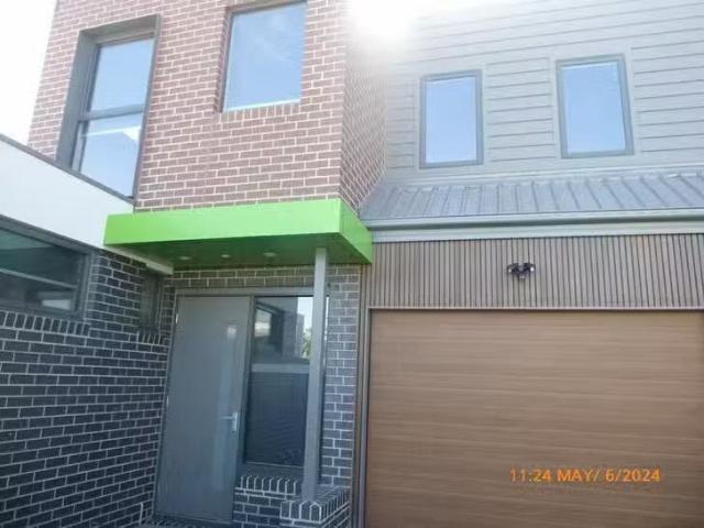 UNIT 4/36 Royal Avenue, Springvale, VIC 3171