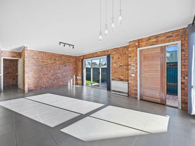 Unit 5/232 Humffray Street North, Brown Hill