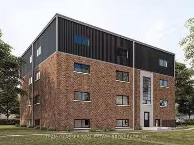 Unit 5 400 Scenic Drive, London South South J, ON, N5Z 3A8.