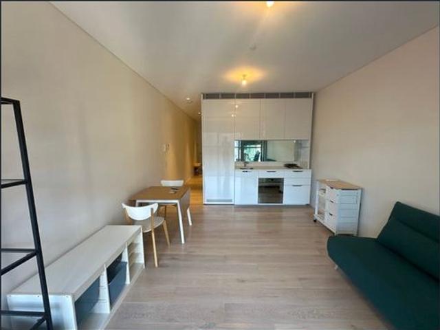Unit 607/18 Parklane Fully furnished 1 bedroom apt *Bills are NOT included