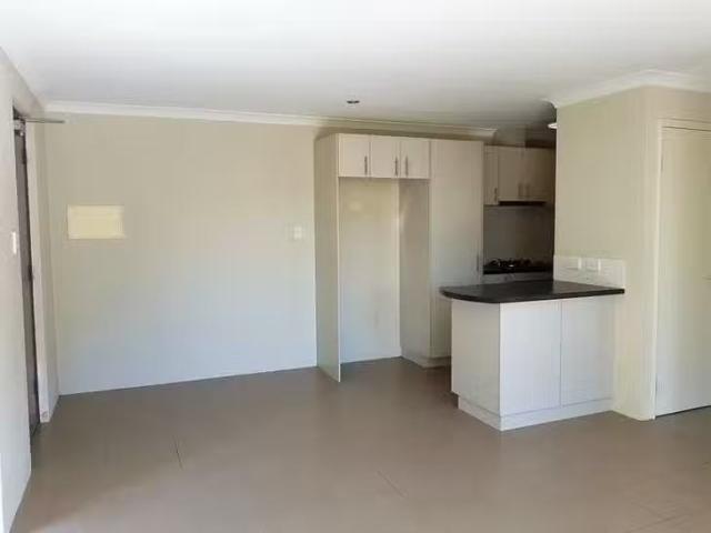 UNIT 8/2 View Avenue, Langford, WA 6147