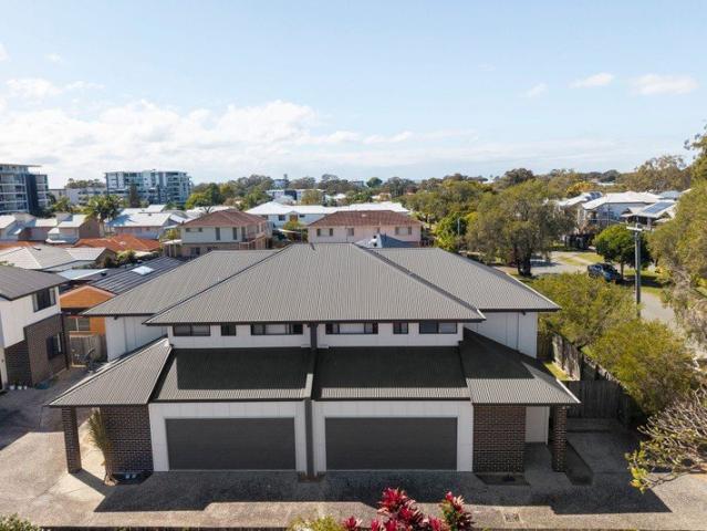 UNITS 1, 2, 3, 4 ALL FOR SALE ON 911sqm BLOCK