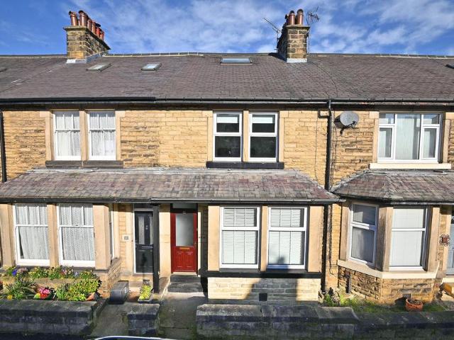 Unity Grove, Harrogate, HG1 4 bed terraced house to rent £1,495 pcm £345 pw