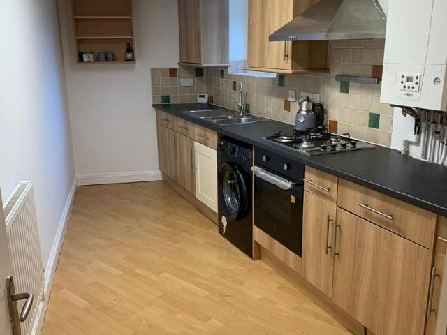 Unity Street, Bristol BS15 2 bed flat to rent £1,150 pcm £265 pw