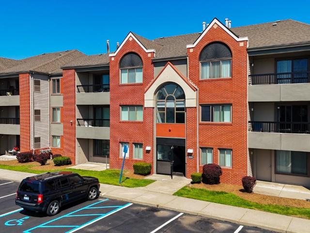 University Club 1 Bedroom Apartment for Rent at 4707 3rd Avenue, Detroit, MI 48201 University