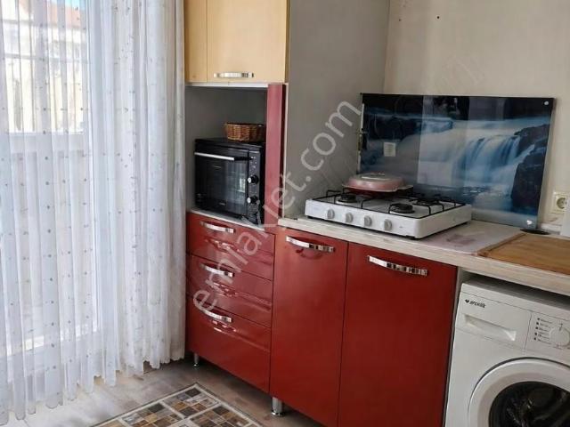 Üniversite Mahallesinde Kiralık Eşyalı Daire