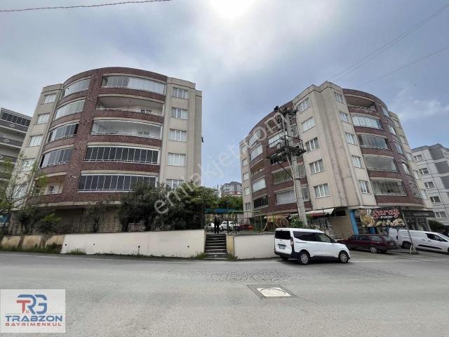 Üniversite Merkezi Konumda Satılık 3+1 Fırsat Daire