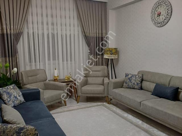 Üniversite Civarı Satılık Daire