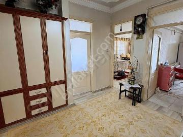 Üniversite Emlaktan Ekrem Çetin Mahallesinde Satılık 3+1 Daire
