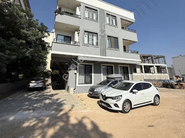 Üniversite Emlaktan Üniversite Bölgesi Kiralık 1+1 Stüdyo Daire