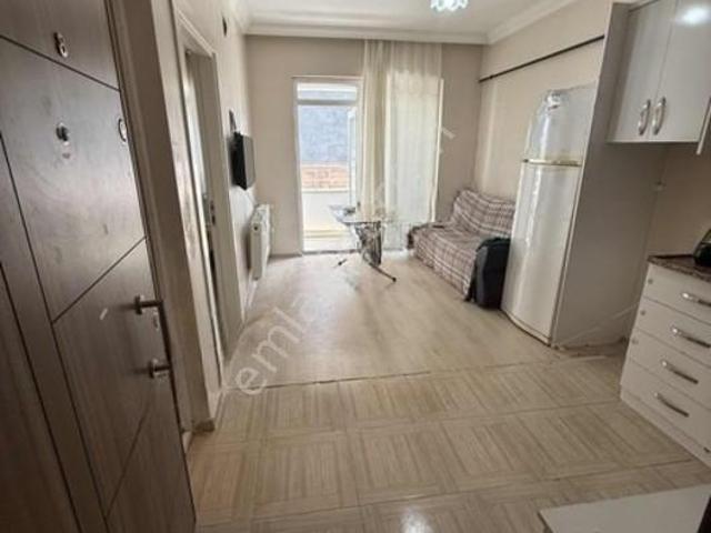 Üniversite Emlaktan Üniversite Bölgesi Satılık 1+1 Daire