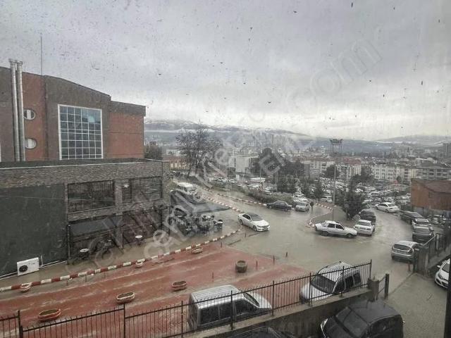 Üniversite Hastanesi,diş Hekimliği Yanı 1+1 Satılık