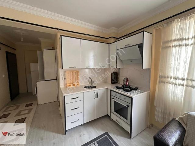 Üniversite Hastanesine Yakın Eşyalı Kiralık Daire | Vadi Emlak