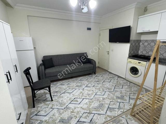 Üniversite Karşısı Kafeler Cad. Eşyalı Kiralık 1+0 Stüdyo Daire