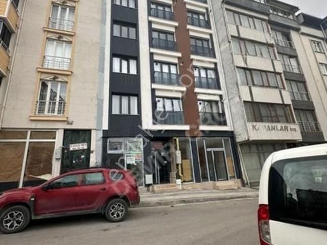 Üniversite Yakını 1+1 Kiralık Daire