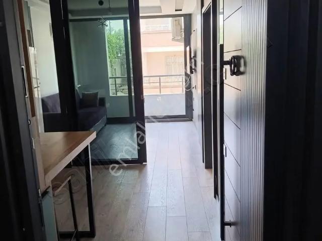 Üniversite Yolu Üzerinde Eşyalı Kiralık 1+1