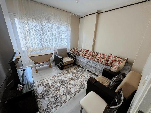 Üniversiteye 70 M Mesafe De Kiralık Full Eşyalı 2+0