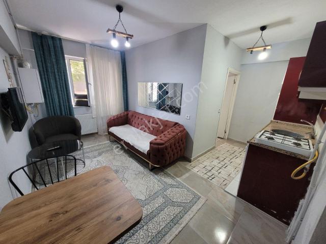 Üniversiteye Yakın 1+1 Bahçeli Kiralık Fırsat Apart