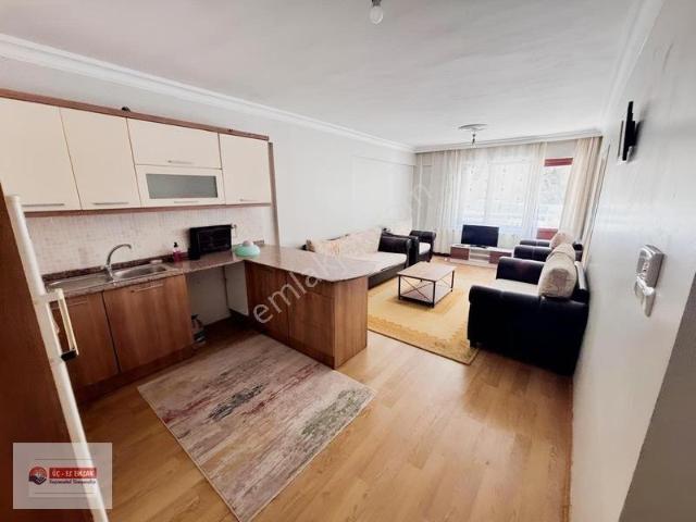 Üniversiteye Yakın Arteria Avm Karşısı Eşyalı Kiralık 2+1 Daire