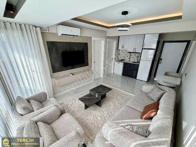 Üniversiteye Yürüme Mesafesinde Şık Apartlar