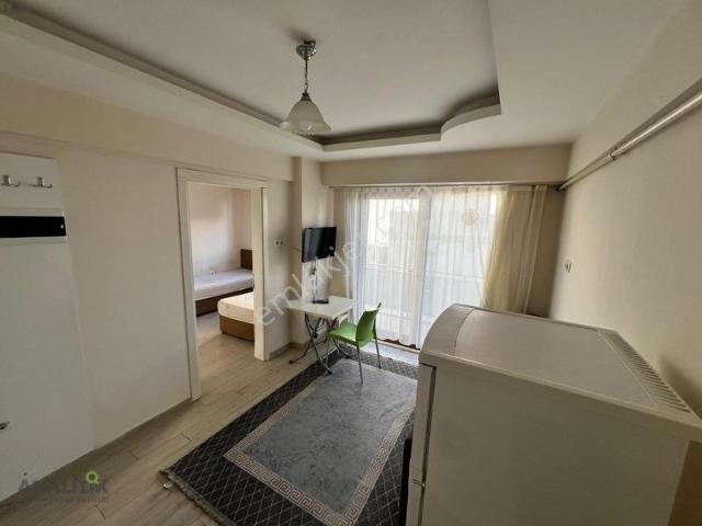 Üniversiteye Yürüme Mesafesinde Kiralık Apartlar