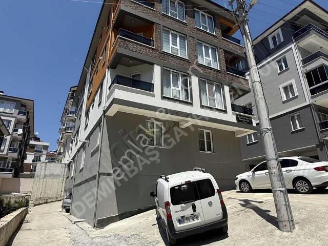Üniversiteye Yürüme Mesafesinde Kiralık Eşyalı 1+1 Daire